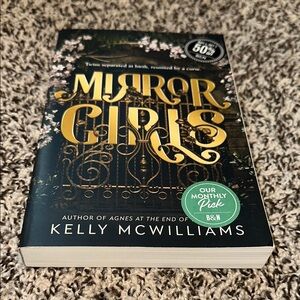 Mirror Girls by Kelly McWilliams Book